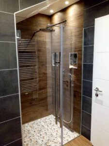 Tuš kabine sa vratima na pante