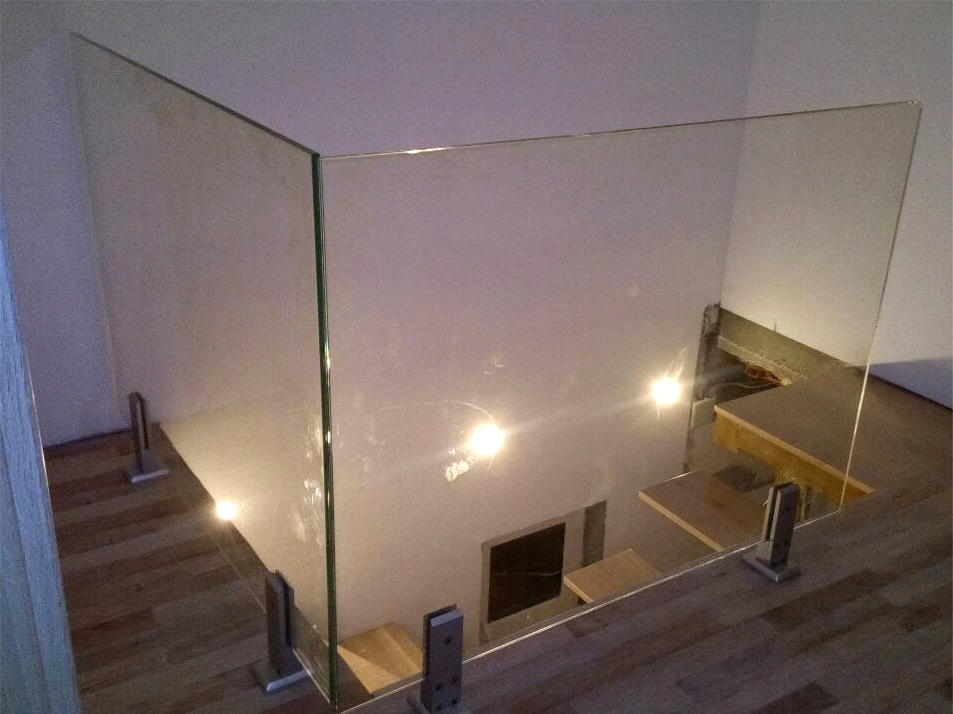 Staklena ograda na stupiće, unutrašnja