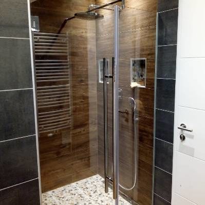 Staklene tuš kabine